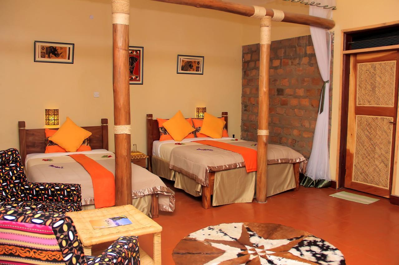 Lake Mulehe Gorilla Lodge Kisoro Bagian luar foto
