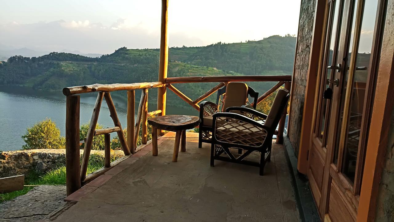 Lake Mulehe Gorilla Lodge Kisoro Bagian luar foto
