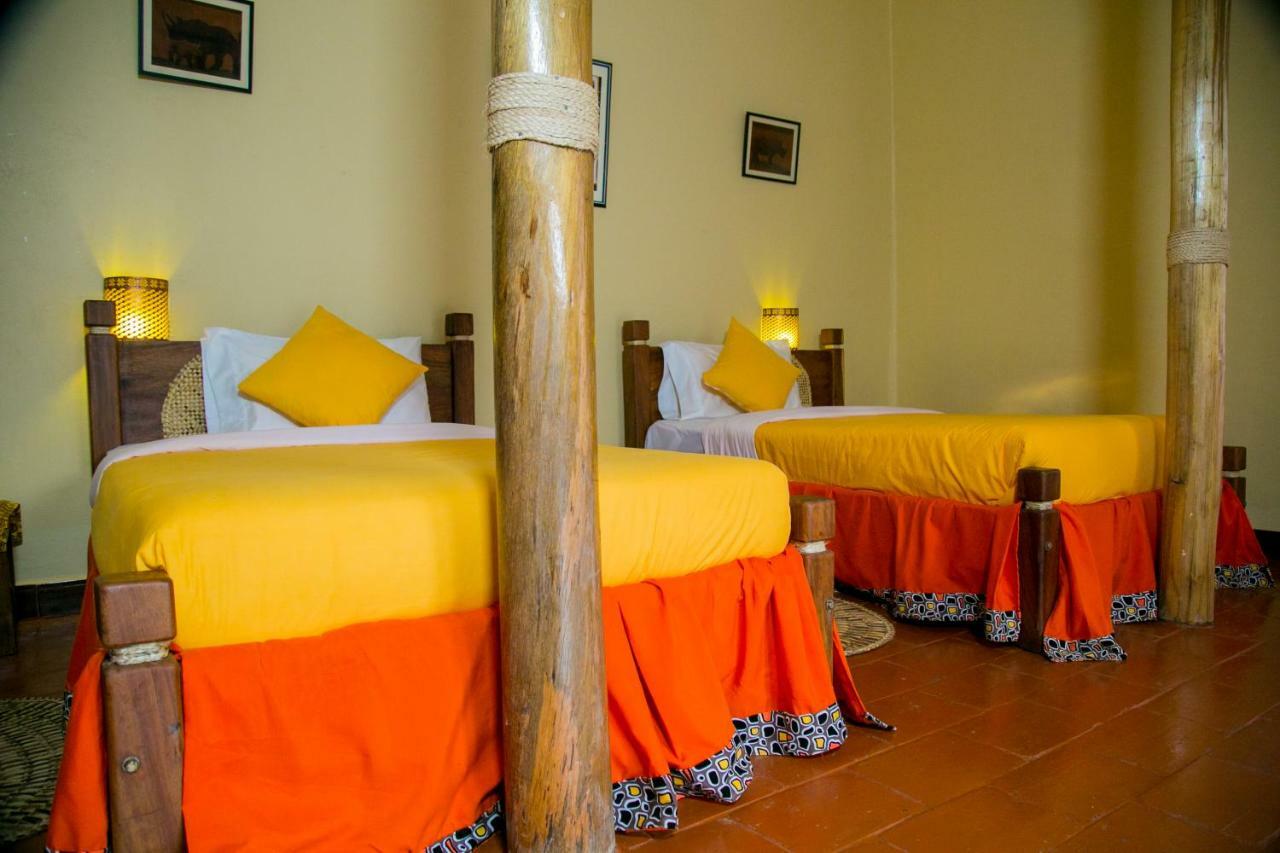 Lake Mulehe Gorilla Lodge Kisoro Bagian luar foto